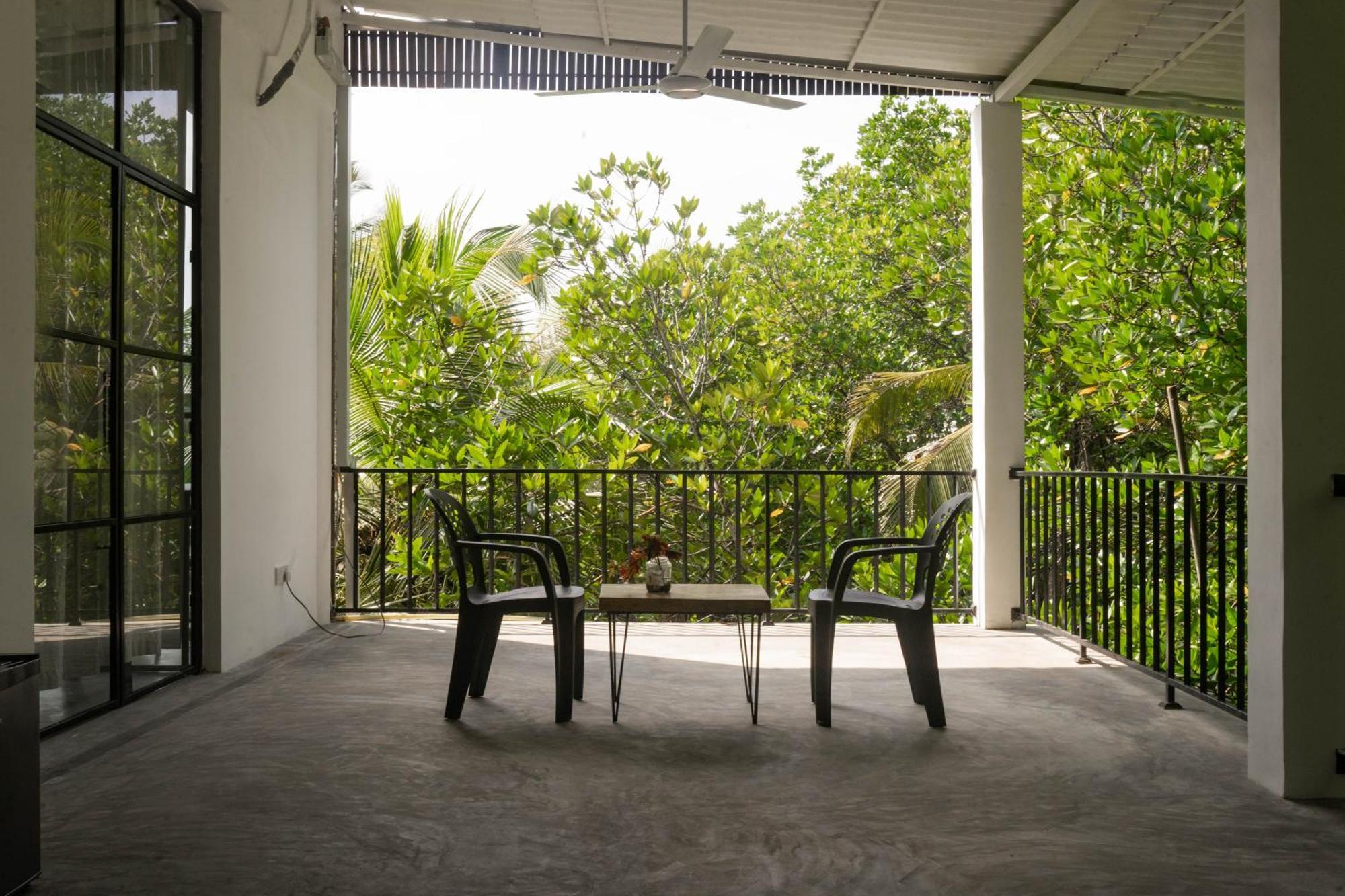 Voda Hotel Unawatuna Buitenkant foto